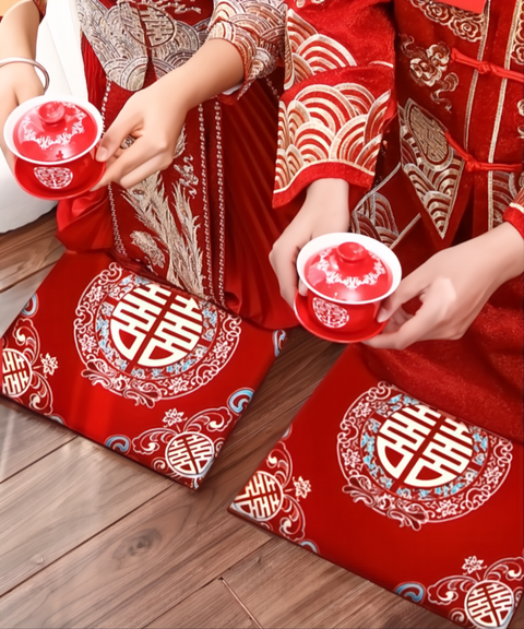 Traditional Wedding Kneeling Cushion