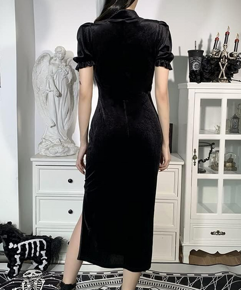 Blackthorn Velvet Midi Cheongsam Dress in Black