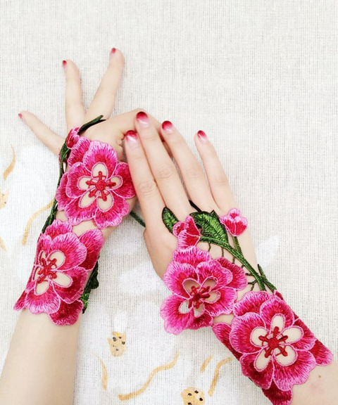 Rose Embroidered Fingerless Gloves