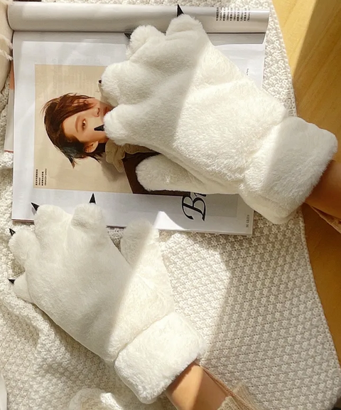 Fuzzy Bear Paws Gloves