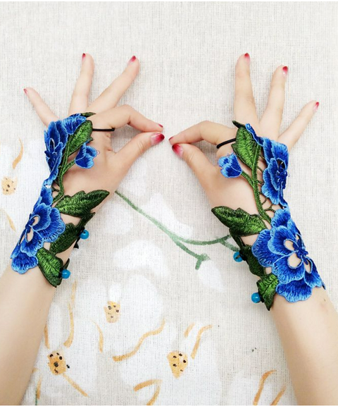 Rose Embroidered Fingerless Gloves